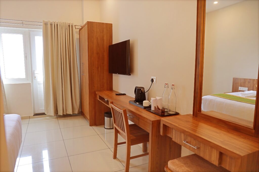 Resorts in Munnar, best resort in Munnar, Luxury resorts in Munnar, Munnar Resorts, Budget Stay resort in Munnar, Resort with Swimming Pool in Munnar,