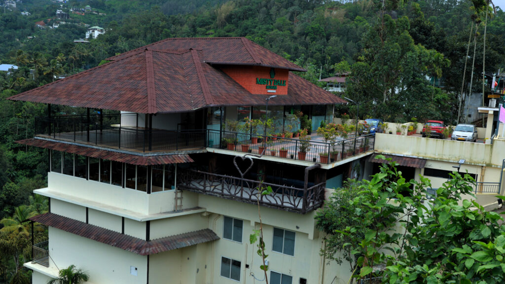 Resorts in Munnar, best resort in Munnar, Luxury resorts in Munnar, Munnar Resorts, Budget Stay resort in Munnar, Resort with Swimming Pool in Munnar,